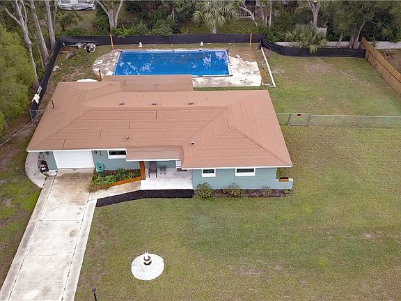 2nd image of 618 Bell Ave