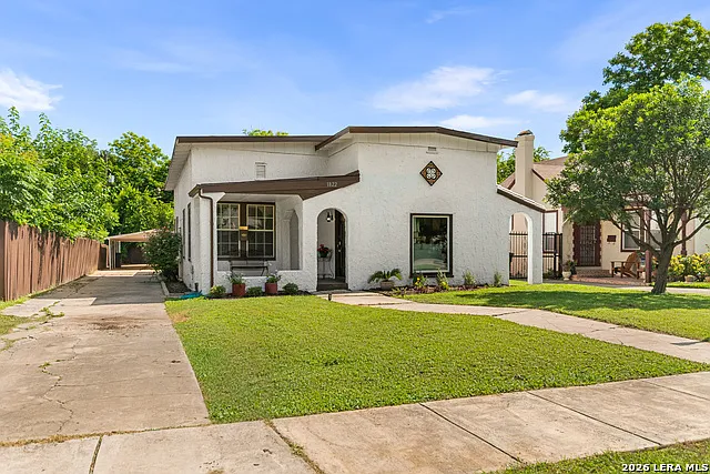 1822 W Magnolia Ave — Photo 2