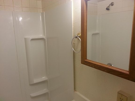 5th image of 124 5th Ave N #1