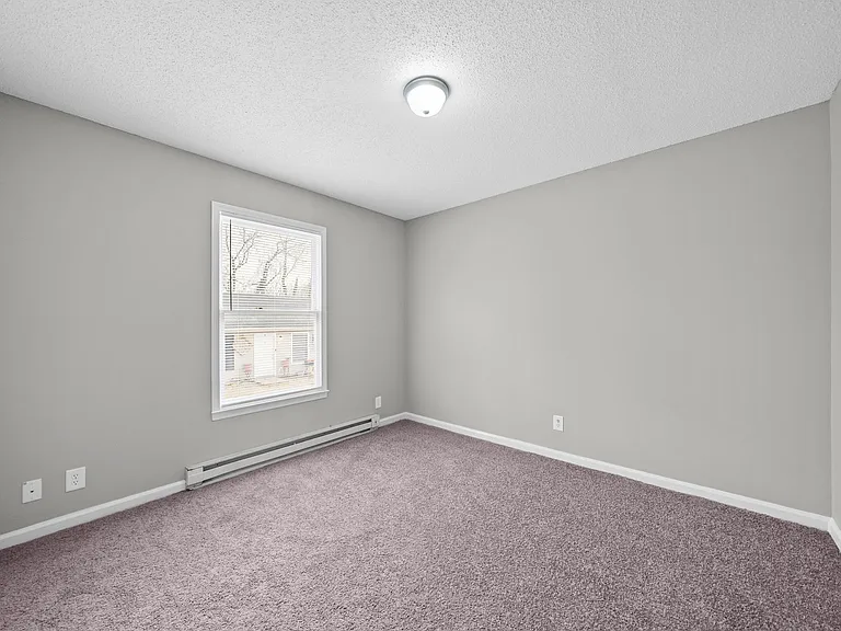 191 Oak St #2 — Photo 10