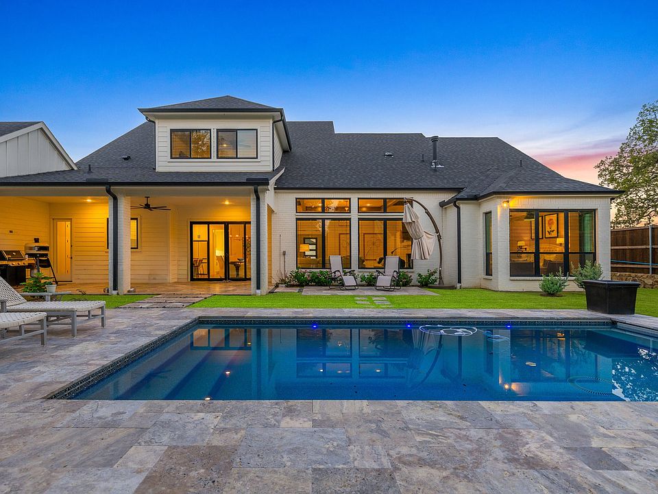 1st image of 3309 Del Mar Dr