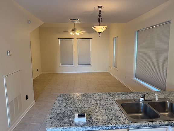 2nd image of 790 Marina Dr APT D
