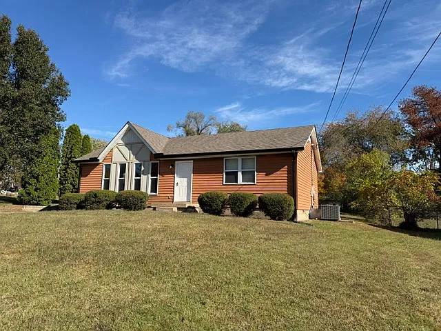 102 Sunny Brook Dr