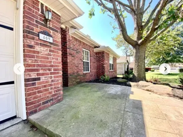409 Ridgemont Ave, Lowell, AR 72745