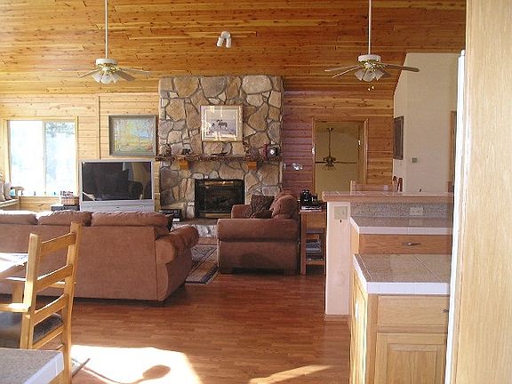 3rd image of 51 Lonesome Pine Dr