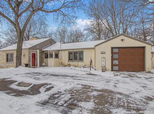 2414 W Old Shakopee Rd, Minneapolis, MN 55431