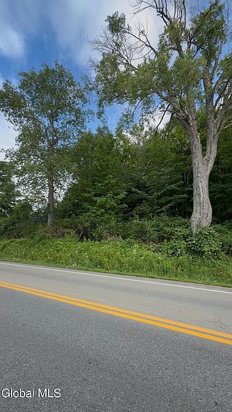 3rd image of 107 County Highway 116