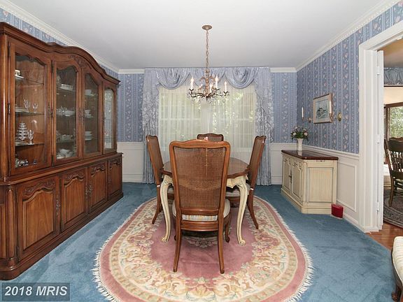 5th image of 5423 Governor Yeardley Dr