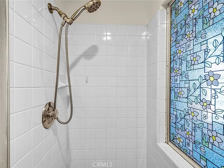 2316 Cascade — Photo 19