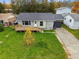706 Simcoe Ave, Tay, ON L0K1R0