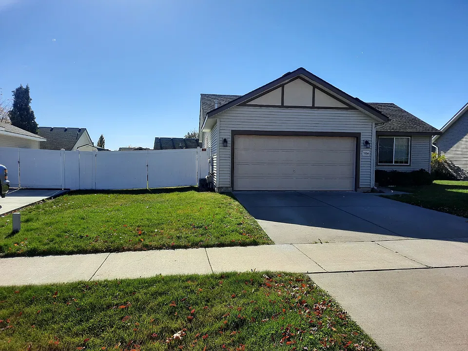 3804 W Accipter Dr