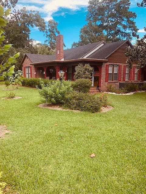 1st image of 608 S Dogwood Dr