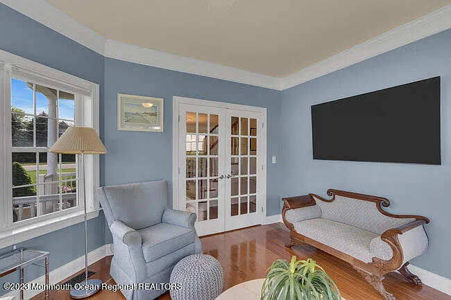 42 Pitney Ave — Photo 28