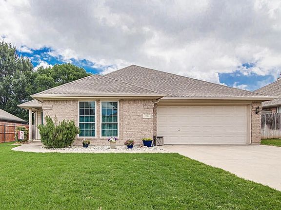 2nd image of 316 Angela Dr