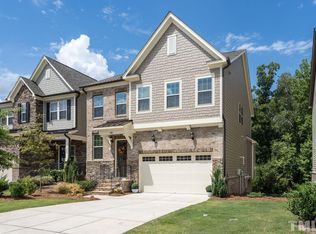 926 Regency Cottage Pl, Cary, NC 27518