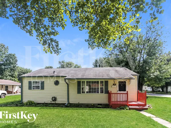 109 Mercator Dr, Greenwood, IN 46143