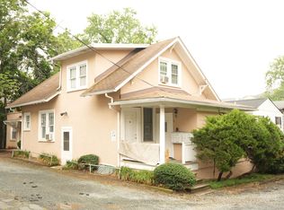 330 15th St NW APT 8, Charlottesville, VA 22903