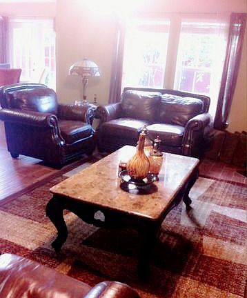 2nd image of 67 Viking Oak