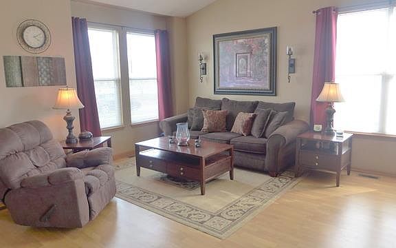 5th image of 2146 N Camden Ln