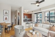 W Huron St-0205-015.jpg