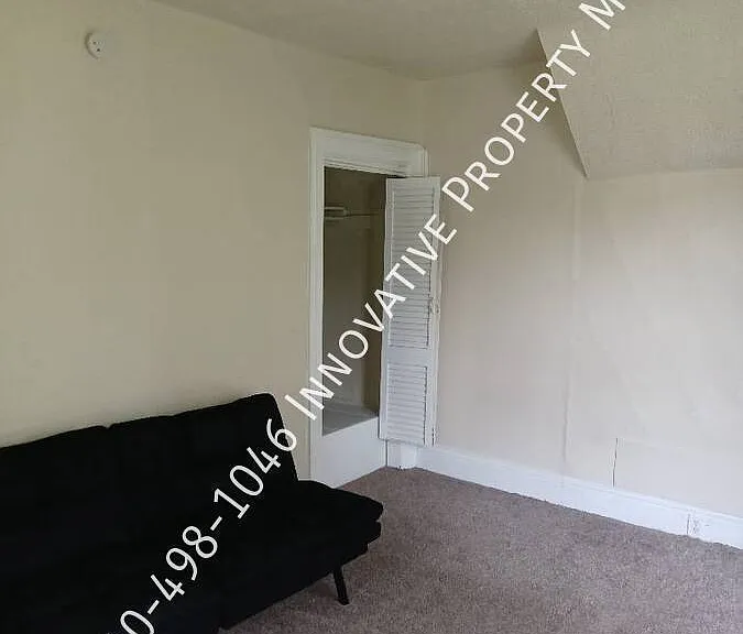 302 Pine St #3 — Photo 5