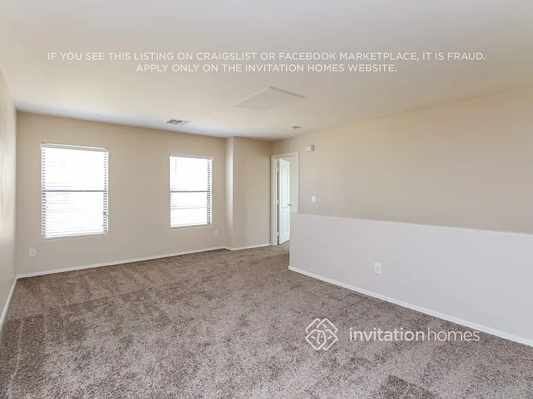 7811 S 63rd Dr — Photo 7