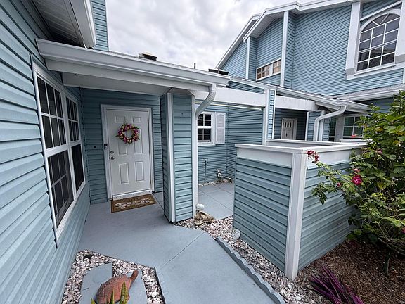 3rd image of 3841 Island Club Circle E