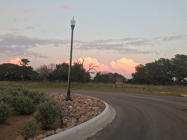 1st image of 10817 Vista Heights Dr