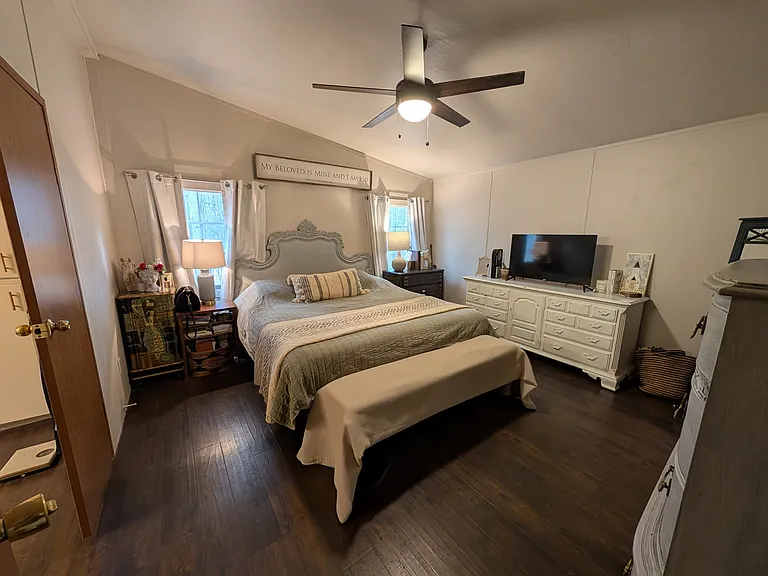 1059 County Road 155 — Photo 5