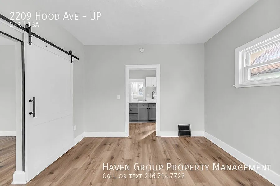 2209 Hood Ave | UP, Cleveland, OH 44109- Spacious 2-bed 1-bath multi-family home! A minimum credi... — Photo 4