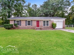 2608 Riverside Ln, Cayce, SC 29033