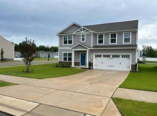 1460 Burgundy Bluff Ln, Zebulon, NC 27597