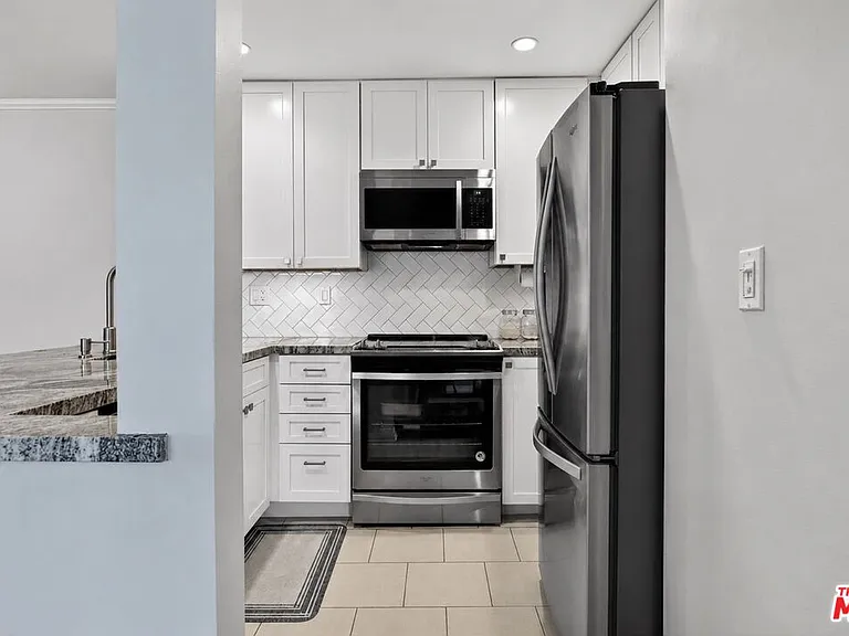 5003 Westpark Dr #103 — Photo 7