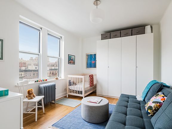5th image of 125 W 76th St APT 7C