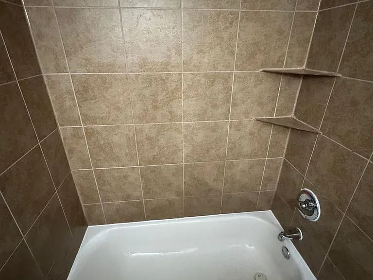 5252 Scottsdale Ave — Photo 3
