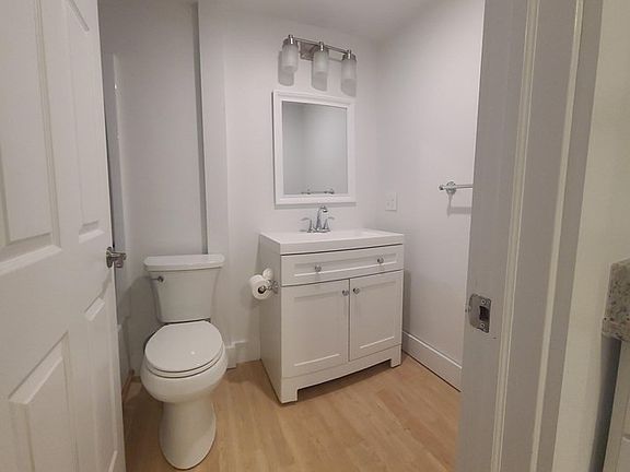 4th image of 148 Florence St