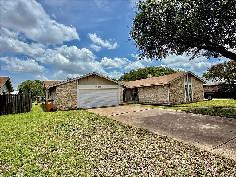 12317 Willow Wild Dr #B — Photo 1
