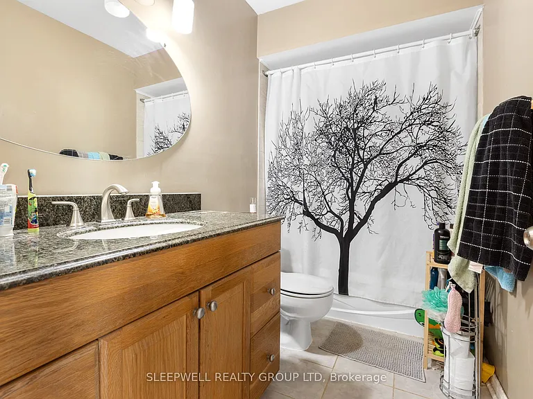 55 Alberni St — Photo 9