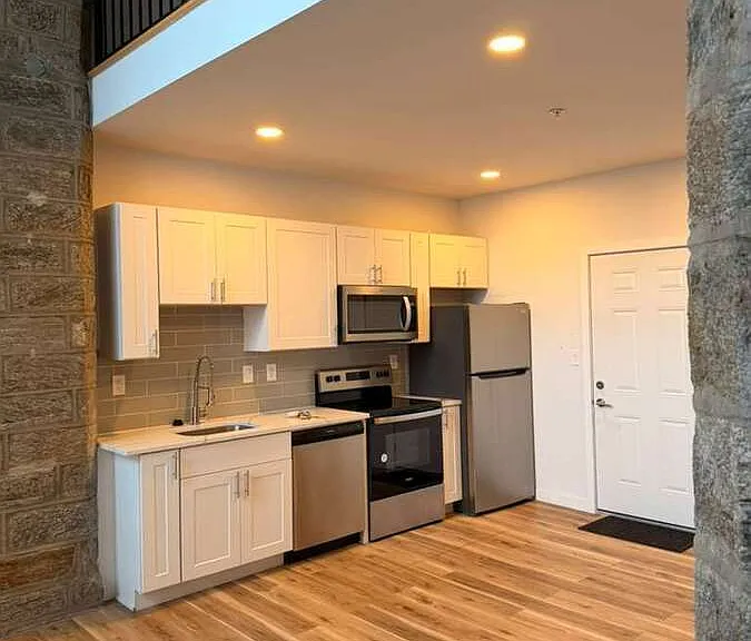 Hillside Lofts — Photo 140