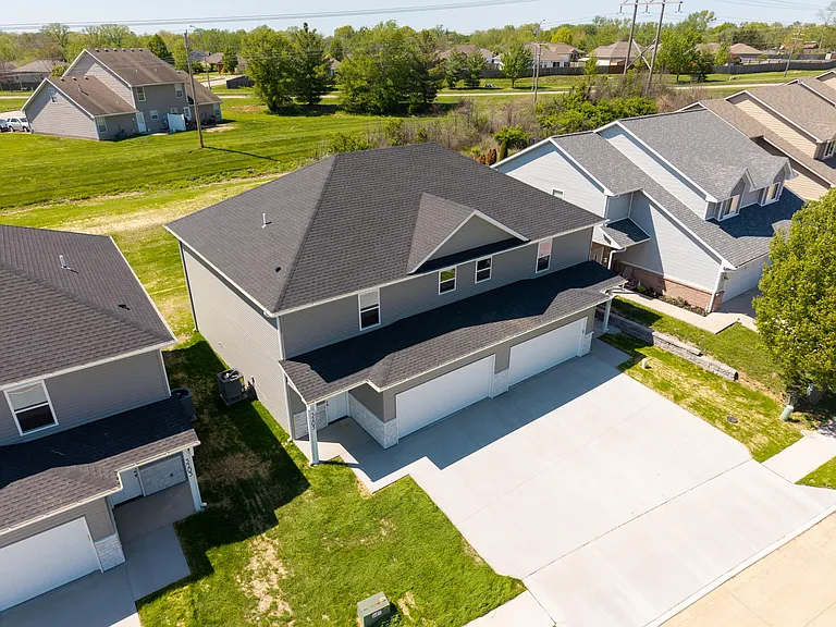 5205 Silver Mill Dr — Photo 3