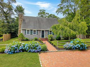155 Skiff Ave, Tisbury, MA 02568