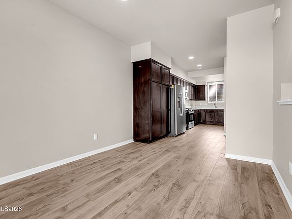 5th image of 2150 Altamira Dr