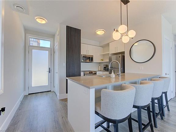 4th image of 54 Bridge St W #23