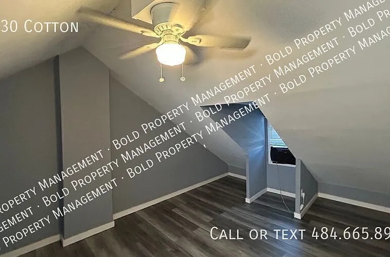 1030 Cotton St — Photo 9