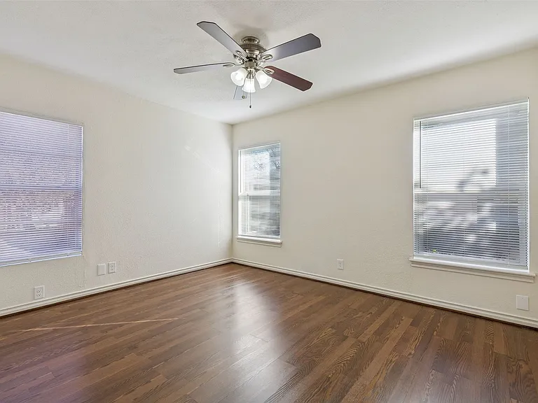6341 Sudbury Dr — Photo 19