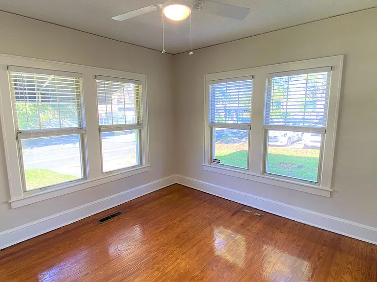 322 Beard St #1 — Photo 11