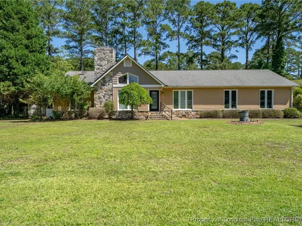 116 Bledsoe St, Hope Mills, NC 28348