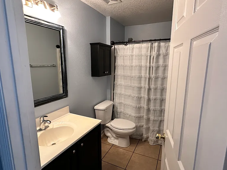 2705 NE 42nd Rd — Photo 22