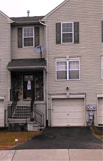 1st image of 134 Strawberry Ln