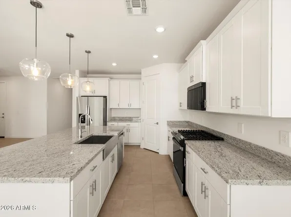 37376 W SAN ILDEFANSO Avenue, Maricopa, AZ 85138
